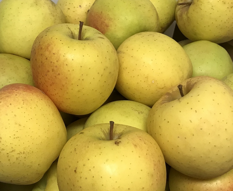 Organic Golden-Delicious Apples 1,1 lb – St Barth's Wine