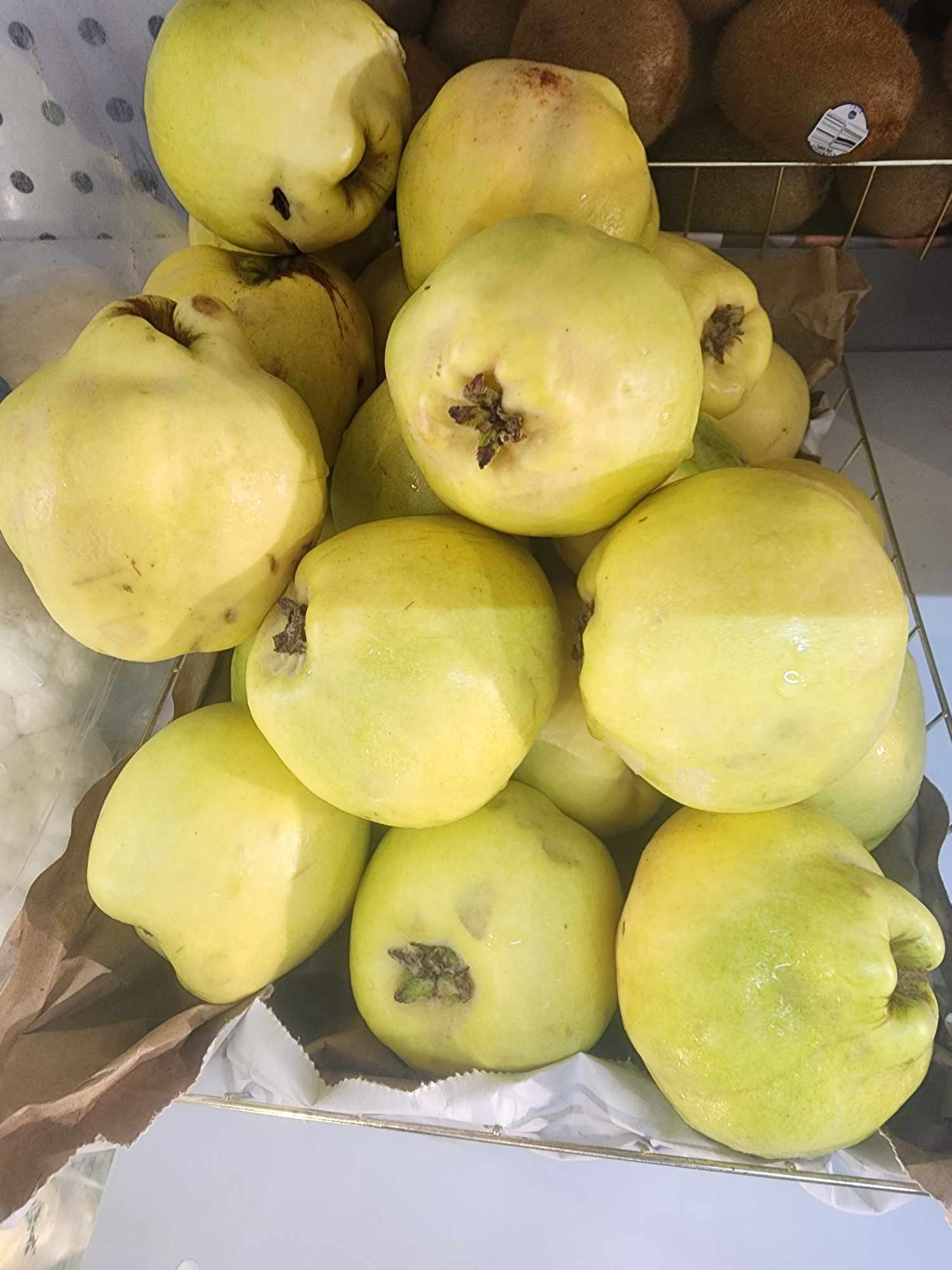 Quince - each